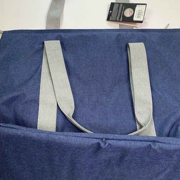 Cleveland Indians Navy Cooler Tote - Picture 3 of 4